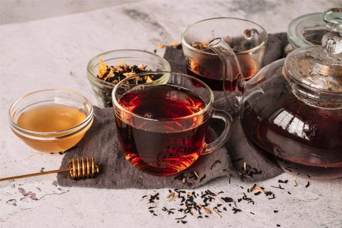 black tea helps to lose weight