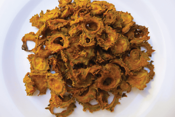 Low-calorie Karela Crispies