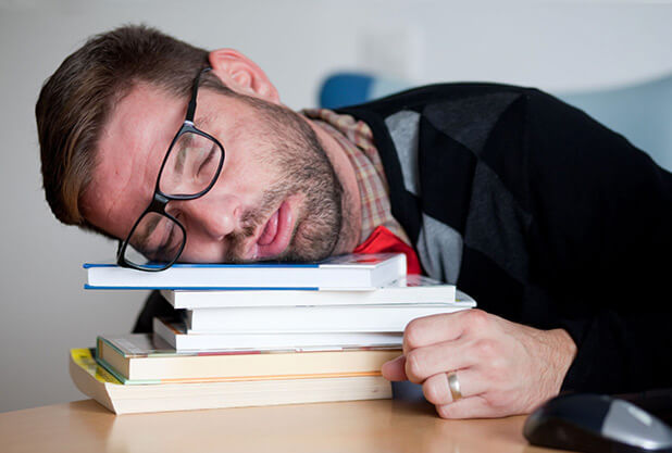 Sleep deprived can make weight loss worst Sleep deprived can make weight loss worst
