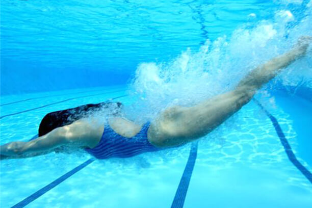 9 Health Benefits of Swimming